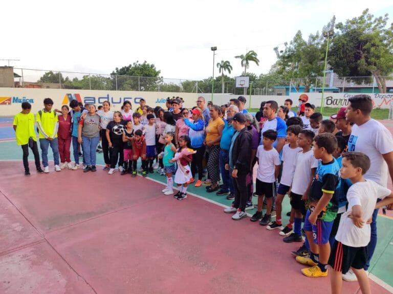 Independencia dió inicio a la Copa Comuna 2025