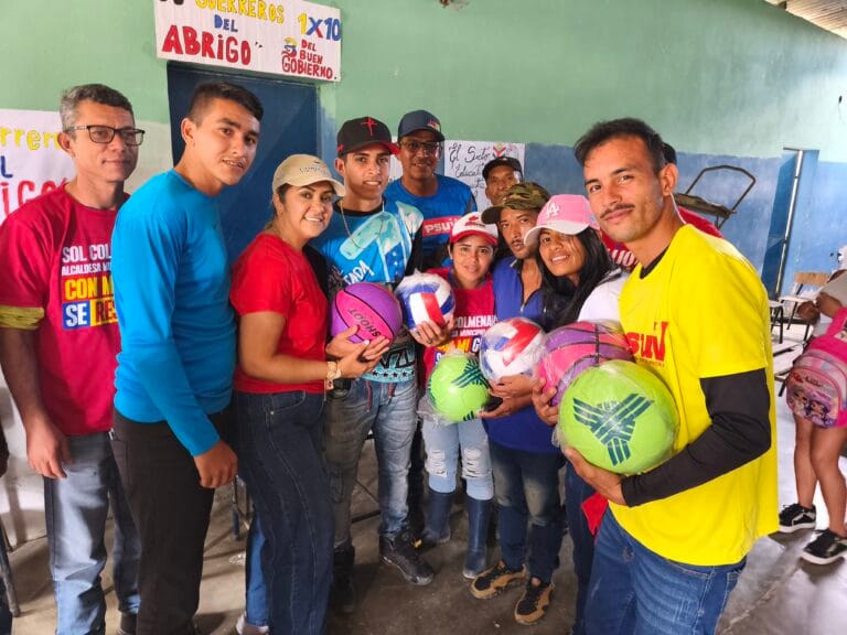 83 Niños y Jóvenes del programa Somos Especiales favorecidos con entrega de medicamentos gratuitos