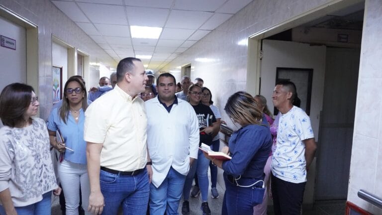 Gobernador inspeccionó inicio de rehabilitaciones integrales en el HC de San Felipe 