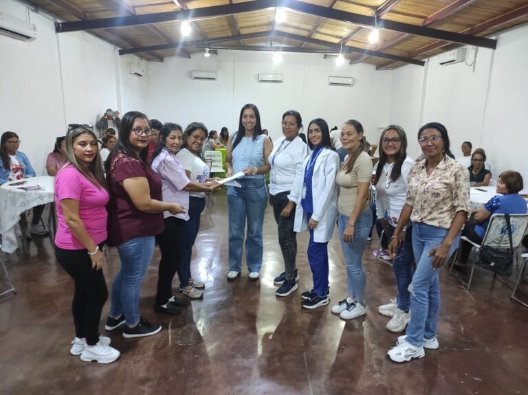Realizan encuentro Hablemos de Neurodivergencia desde las escuelas de Independencia