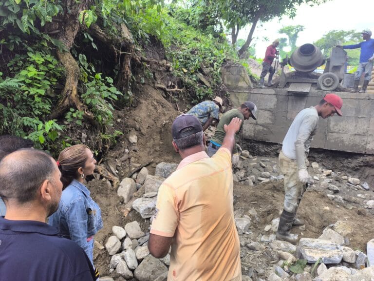 Alcaldesa Lisbed Parada supervisa avances en proyectos clave para Urachiche