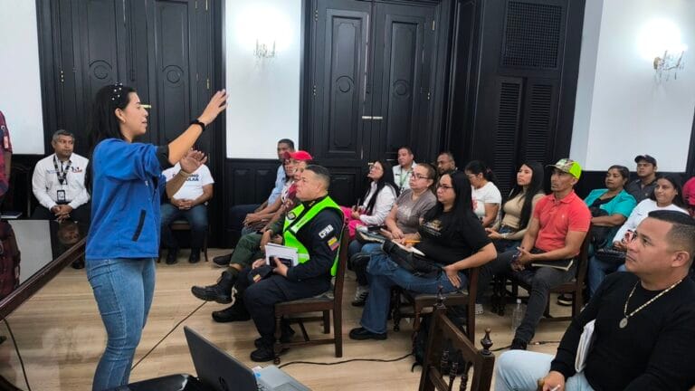 Director nacional del CFG ofrece formación tecnológica a voceros de Salas de Autogobierno Comunal de Yaracuy