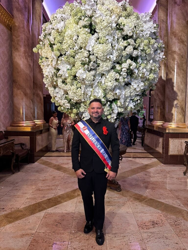 Yoel Carmona se alza como Influencer del Año 2025 en New York & New Jersey