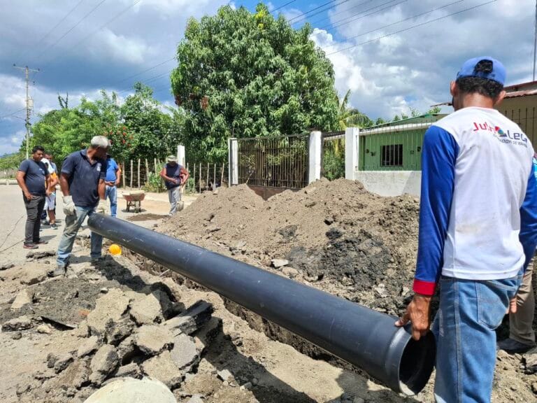 NP: Aguas de Yaracuy sustituyó 30 metros de colector de aguas servidas en Sucre