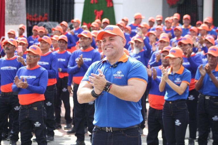 ENTREGAN DOTACIÓN DE UNIFORME A MÁS DE 600 TRABAJADORES DE LA ALCALDÍA DE SAN FELIPE