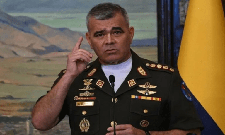 Condecoran a personal militar y civil que defendieron la patria el 3 de enero