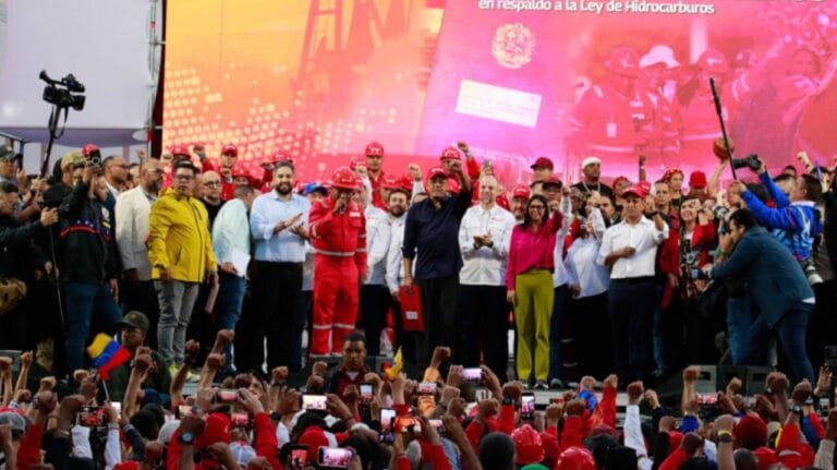 Venezuela iniciará su primera exportación de molécula de gas en las próximas horas, anunció Delcy Rodríguez