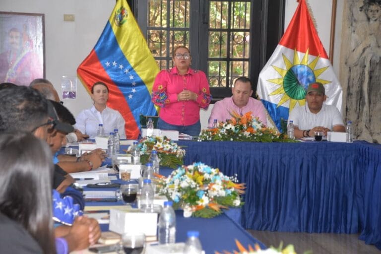 Gobernador de Yaracuy y autoridades universitarias fijan ruta para fortalecer la formación estudiantil
