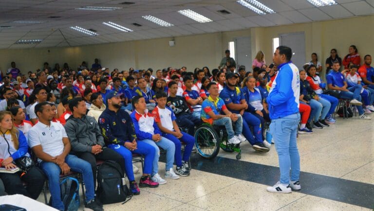 Fundey presenta programa especializado para potenciar el rendimiento de 997 atletas y entrenadores