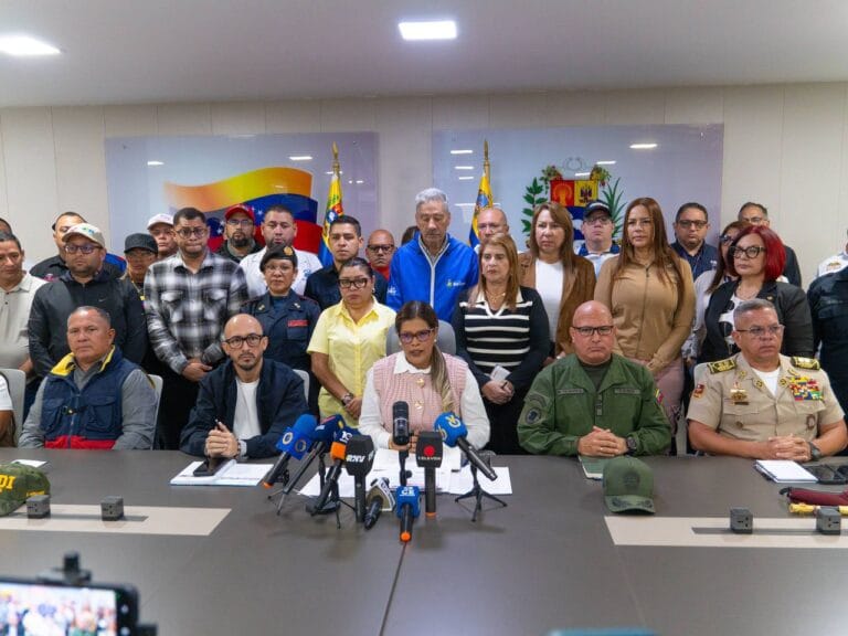 Gobernadora Yulisbeth García abrió centros de acopio en los 11 municipios del estado Bolívar