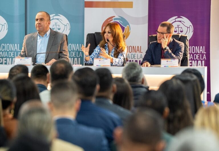 Defensora del Pueblo califica la Reforma de la Justicia Penal como «una oportunidad histórica en favor del país»