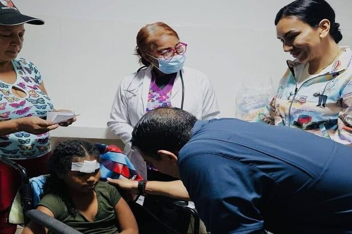 Gobierno de Falcón atiende a familias de Boca de Aroa tras afectaciones por sismos