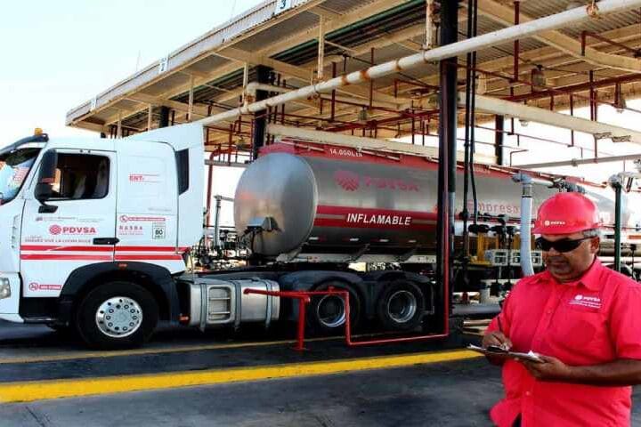 Pdvsa garantiza combustible para labores de reconstrucción en zonas afectadas