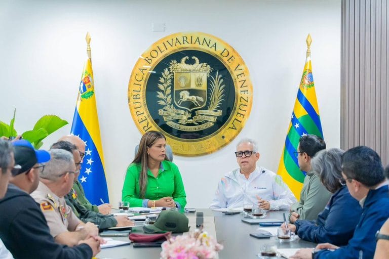 Realizan mesa de trabajo para el cuidado y la protección del Parque Nacional Canaima