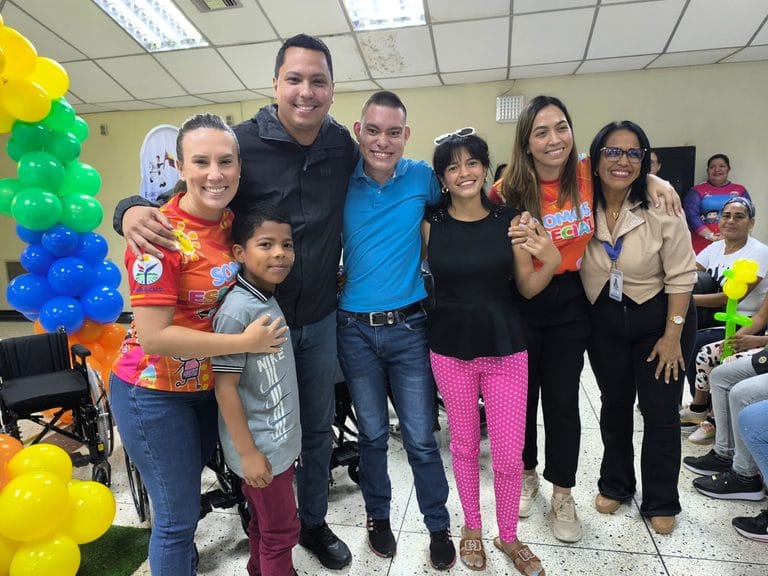 Yaracuy avanza con la entrega de 1.600 medicinas y ayudas técnicas a niños, niñas y adolescentes del programa “Somos Especiales”