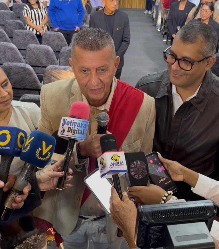 Inaugurado el nuevo Cine 🎬Teatro “Gran Cine Lido” en Chivacoa del estado Yaracuy