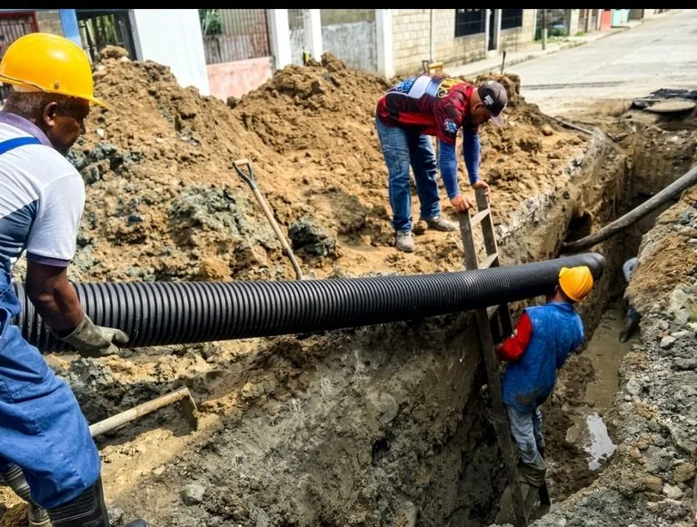 Gestión hídrica optimiza sistema de aguas servidas en Las Tapias 3 para atender a más de 430 familias