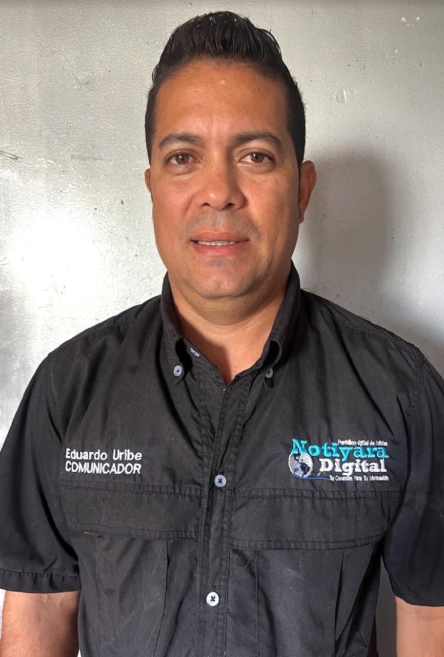 Eduardo Uribe