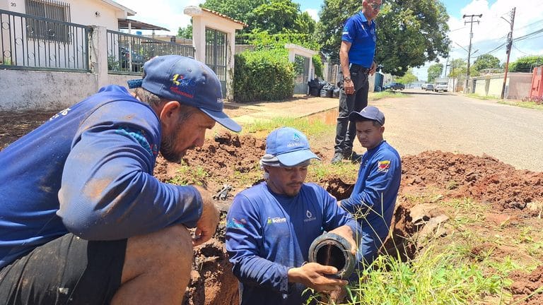 Gobierno Bolivariano optimiza sistema de distribución de agua potable en la parroquia Vista Hermosa municipio Angostura del Orinoco